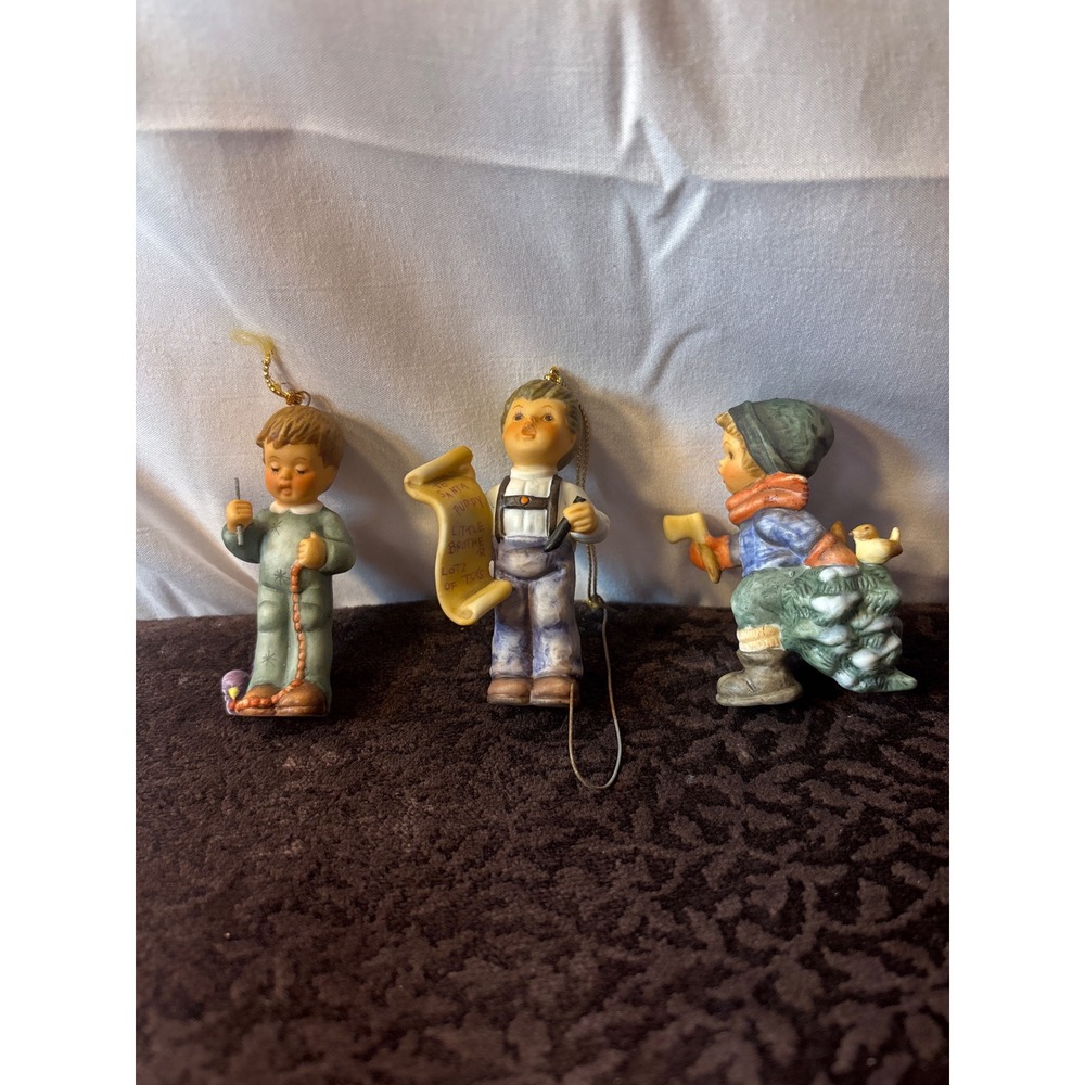 Berta Hummel ornaments, lot of‎ 3.